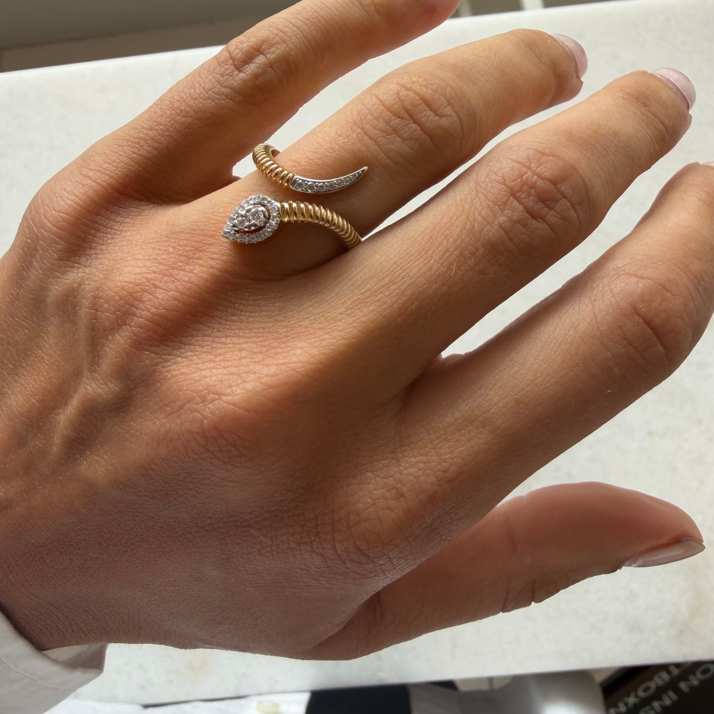 Fluted Gold & Pavé Diamond Pear Snake Ring