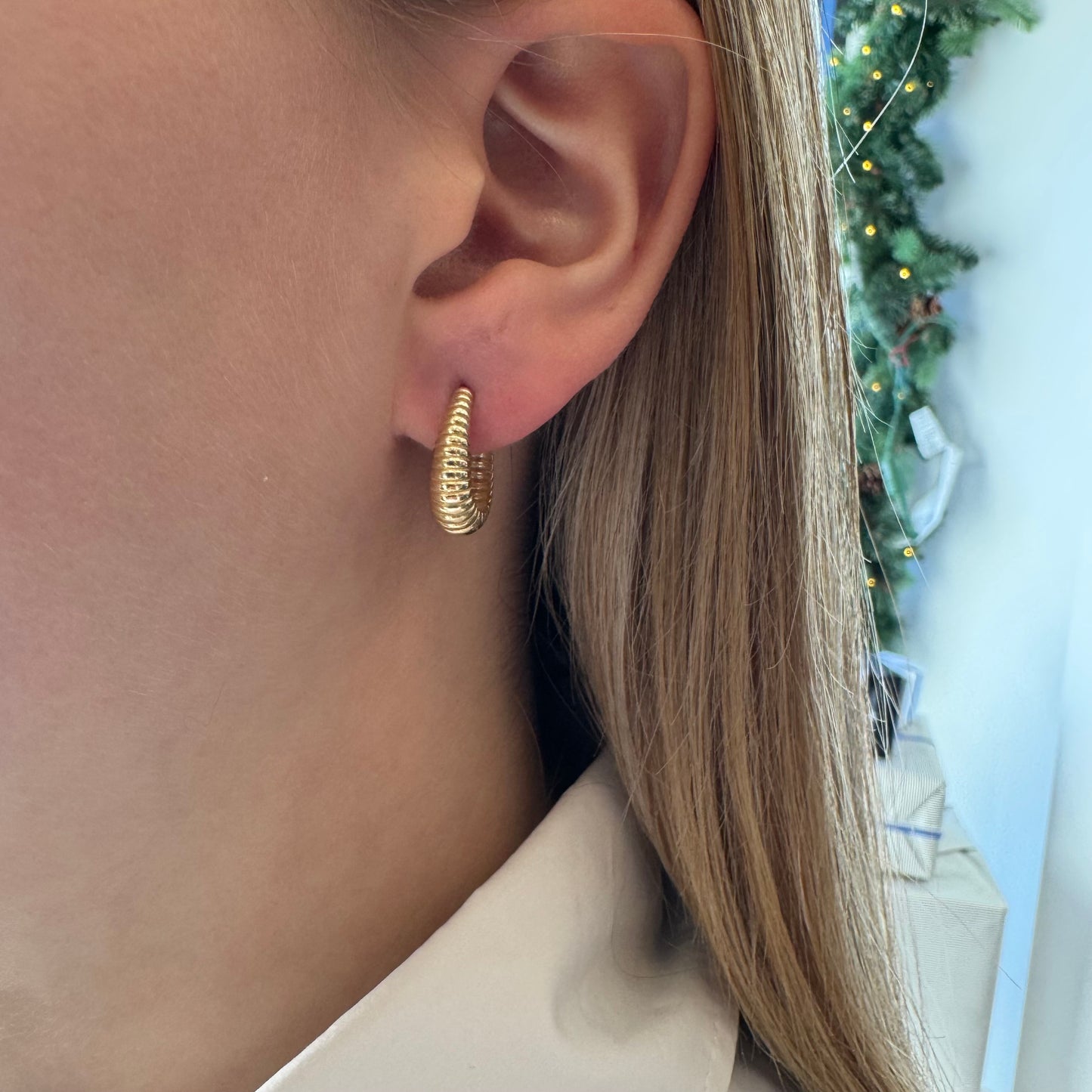 Graduated Fluted Gold Hoops