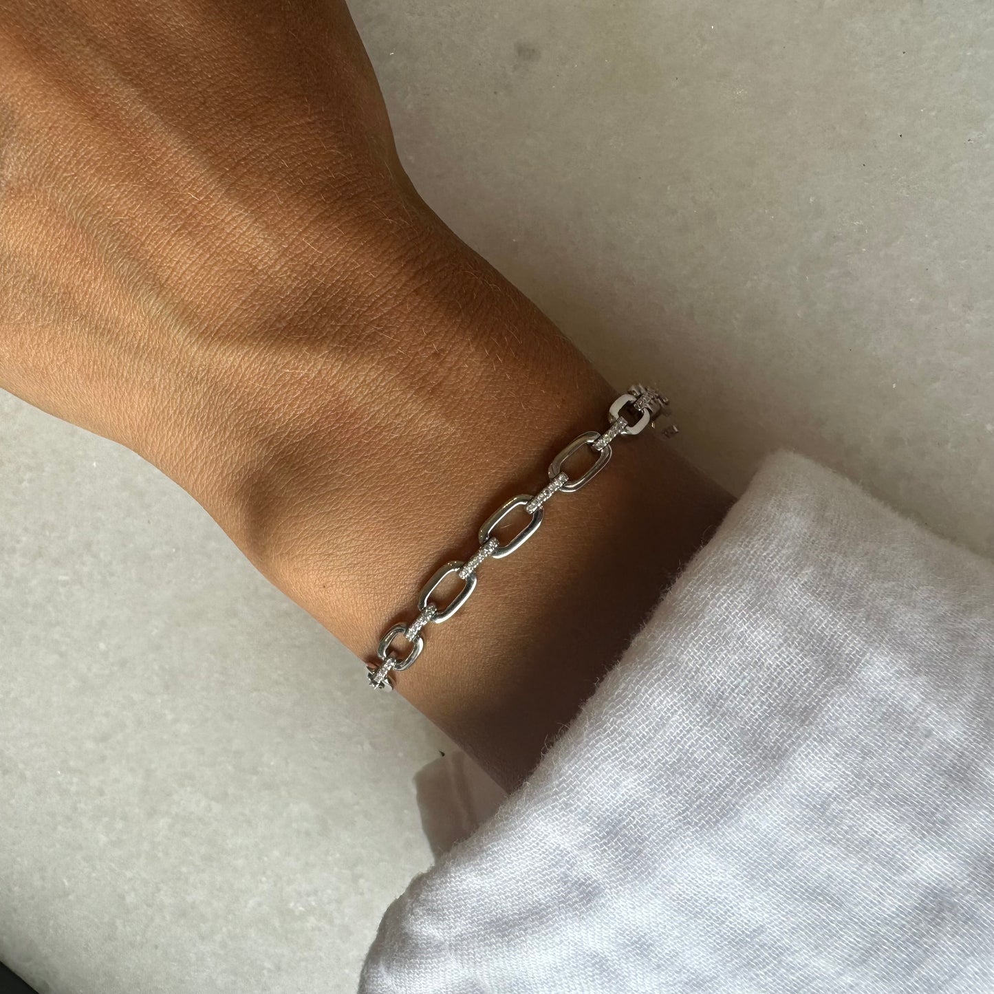 Small Oval Links & Diamond Bars Paperclip Bracelet