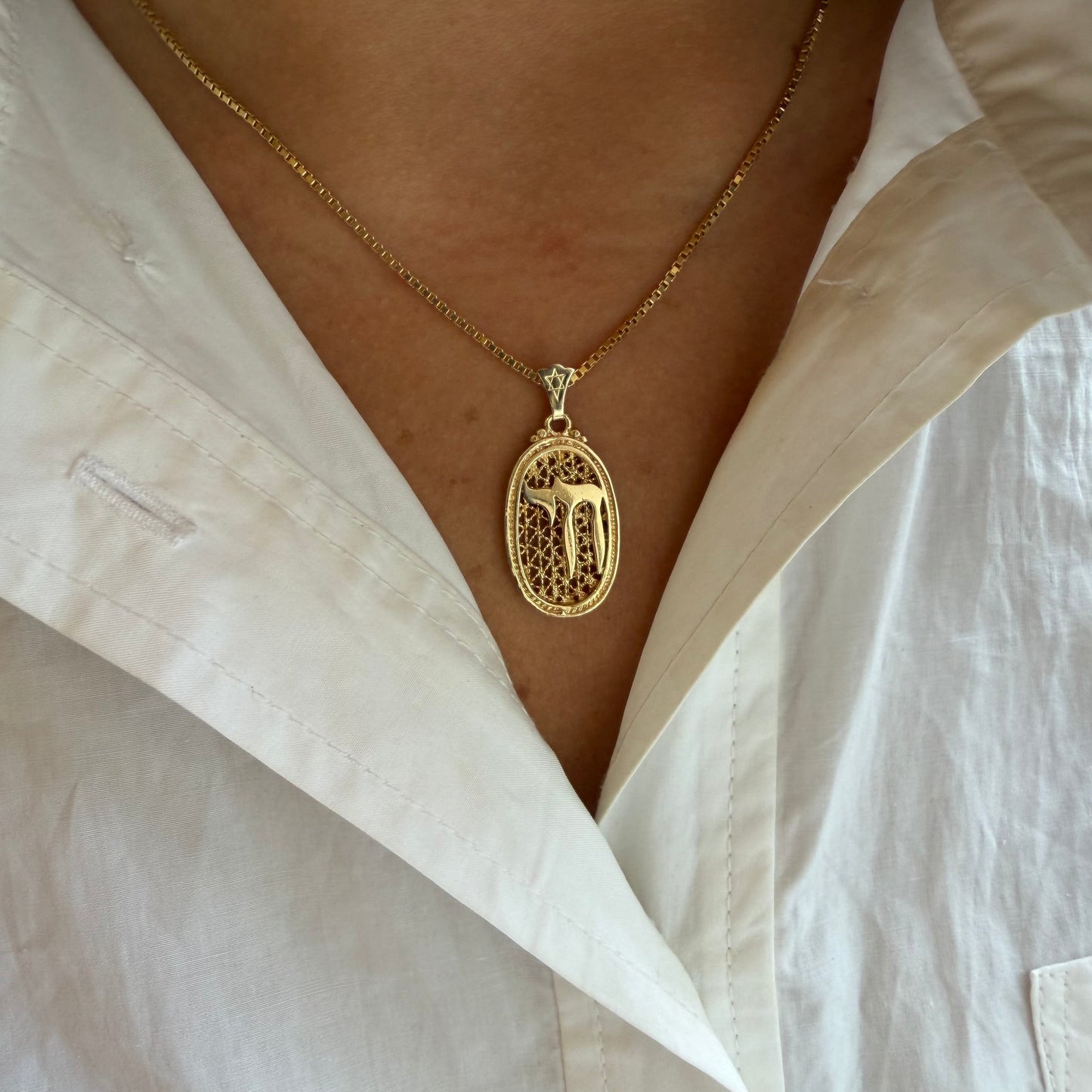 Gold Oval Chai Charm