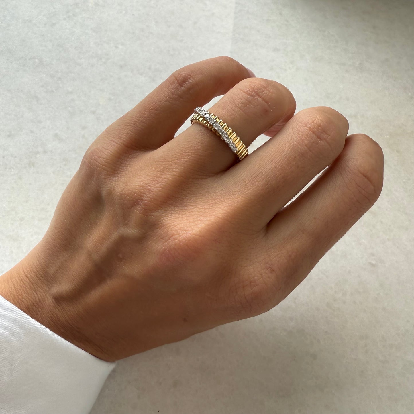 Fluted Gold & Diamond Ring