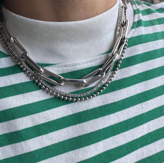 Pinched Link Necklace