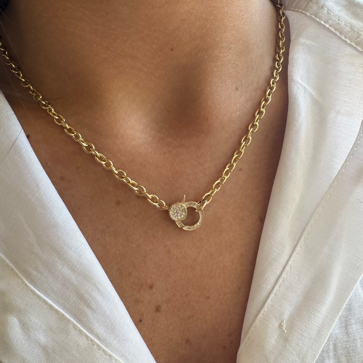 Mini Circle Link Necklace With Double Sided Diamond Clasp