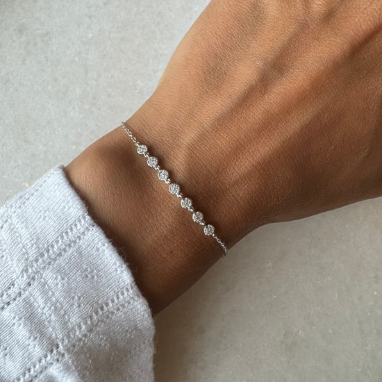 7 Pave Diamond Disc Chain Bracelet