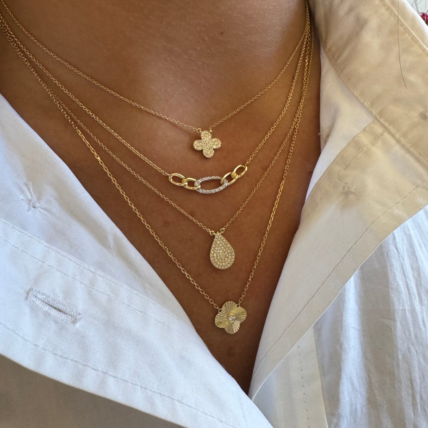 Diamond Clover Pendent Necklace
