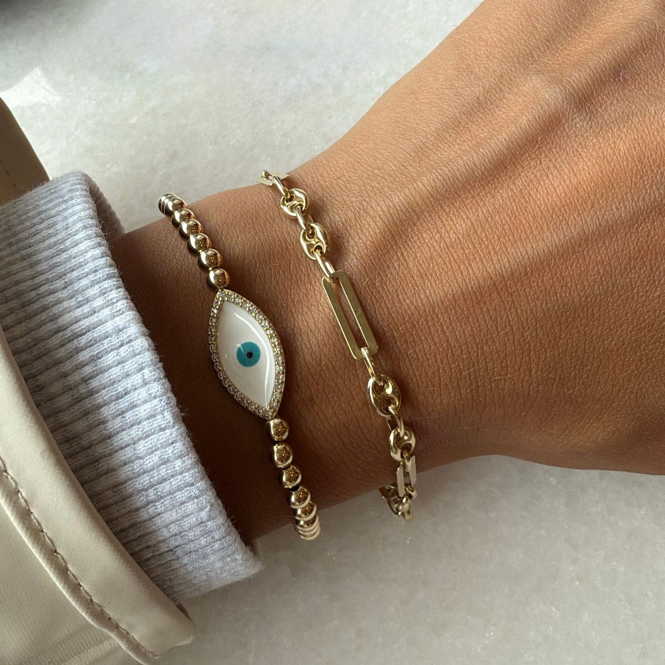 3 MM Stretch Ball Bracelet W Long Eye