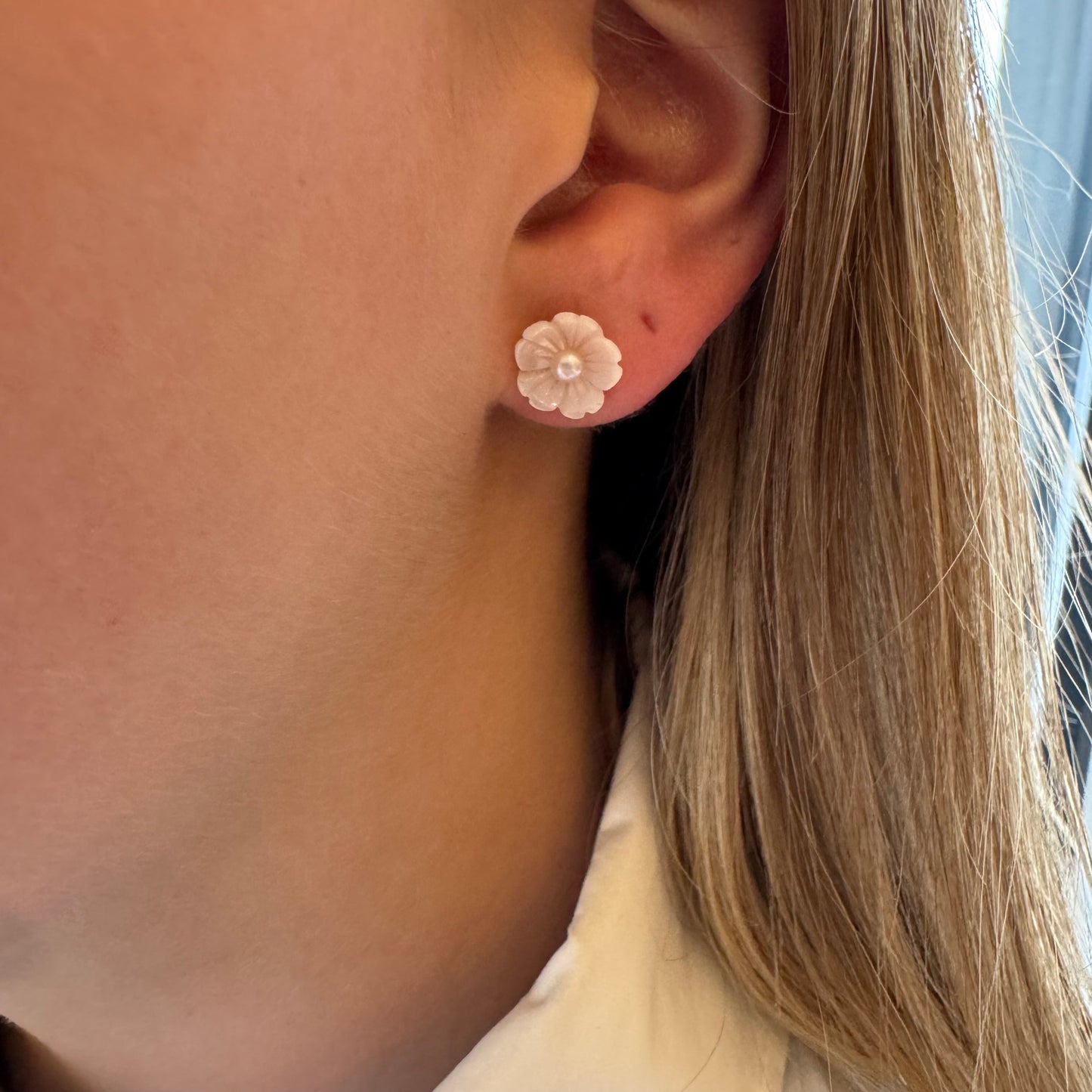 Pink Mother Of Pearl 5 Petal Flower & Pink Pearl Earring, 18K Gold