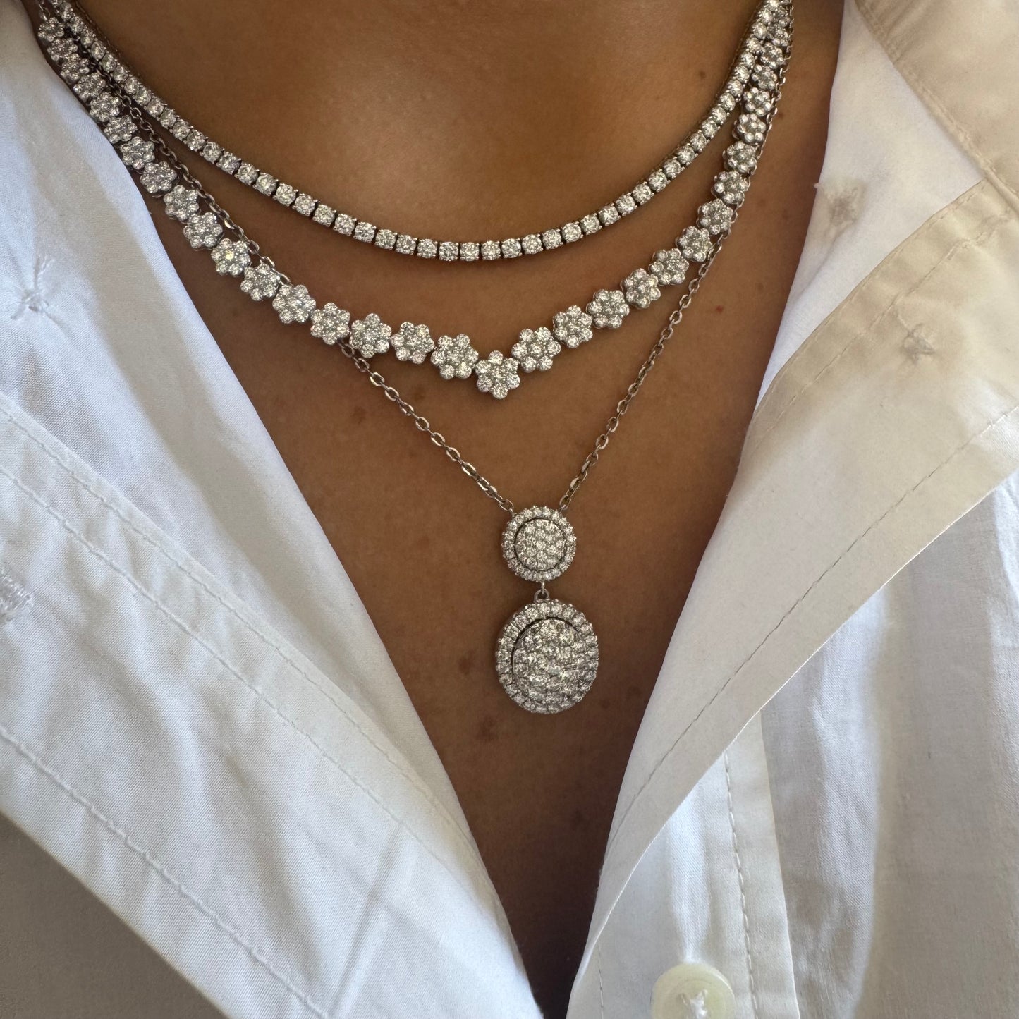 Lab Grown Graduated 35 Diamond Flower Necklace