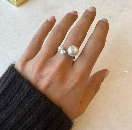 3 Pearl & Gold Open Ring