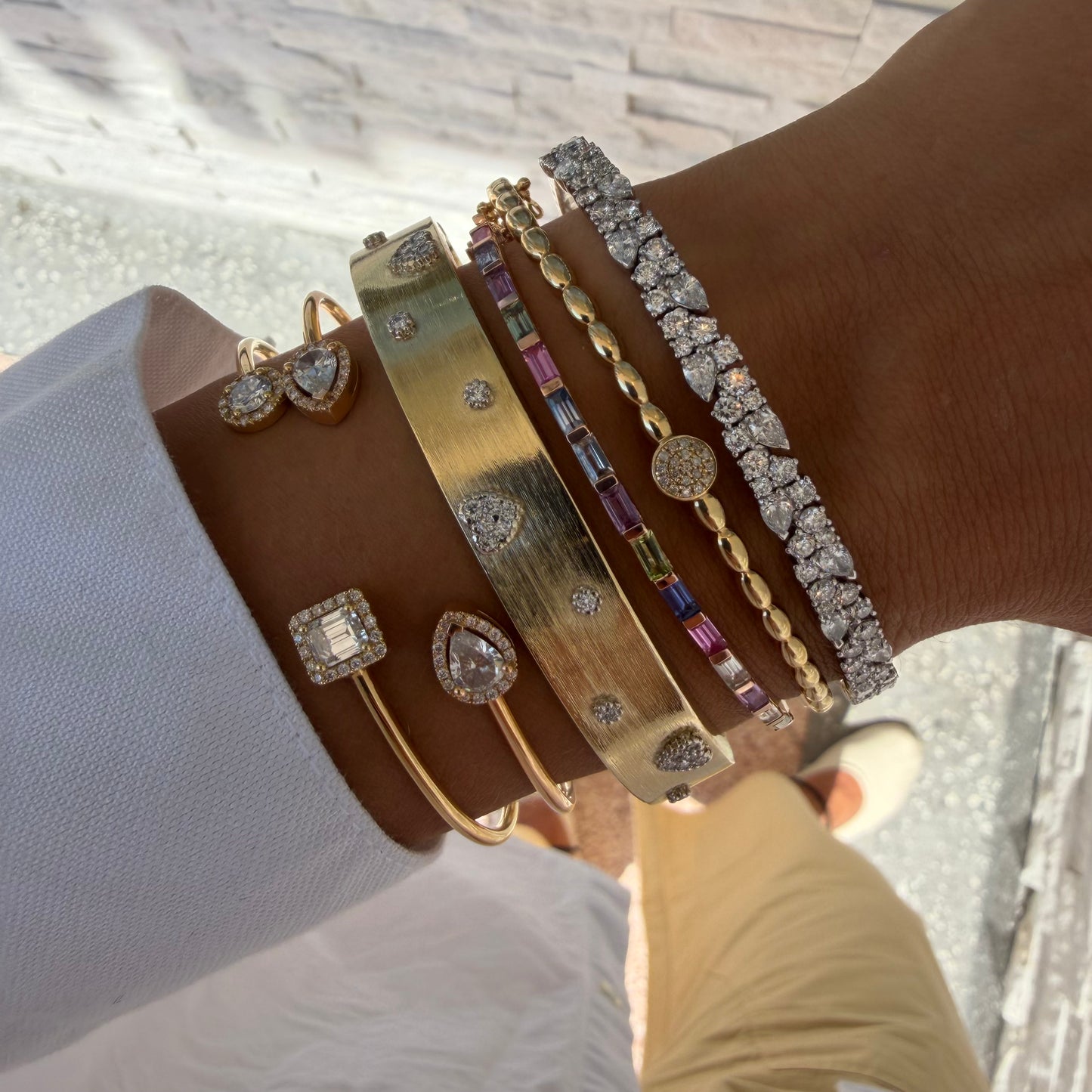 Wide Gold & Scattered Heart Bangle