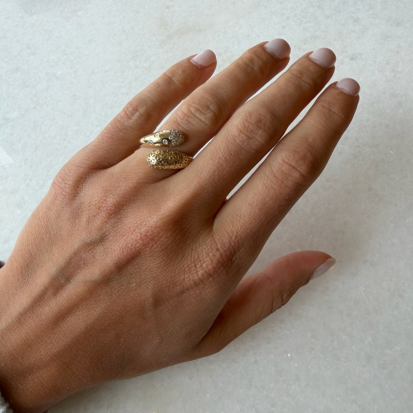 Scattered Diamond & Cutout Gold Flower Wrap Ring