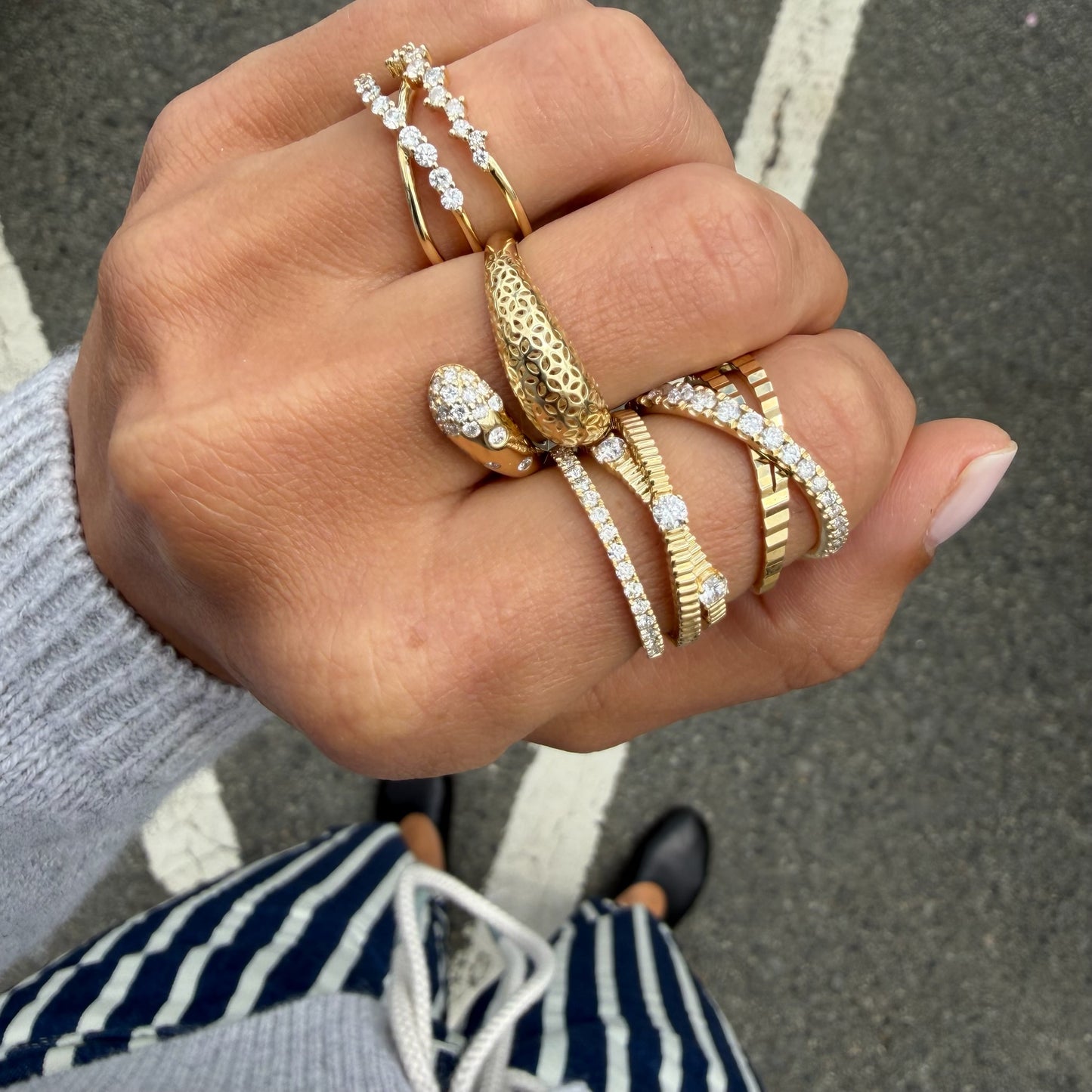 Diamond & Fluted Gold Criss Cross Ring