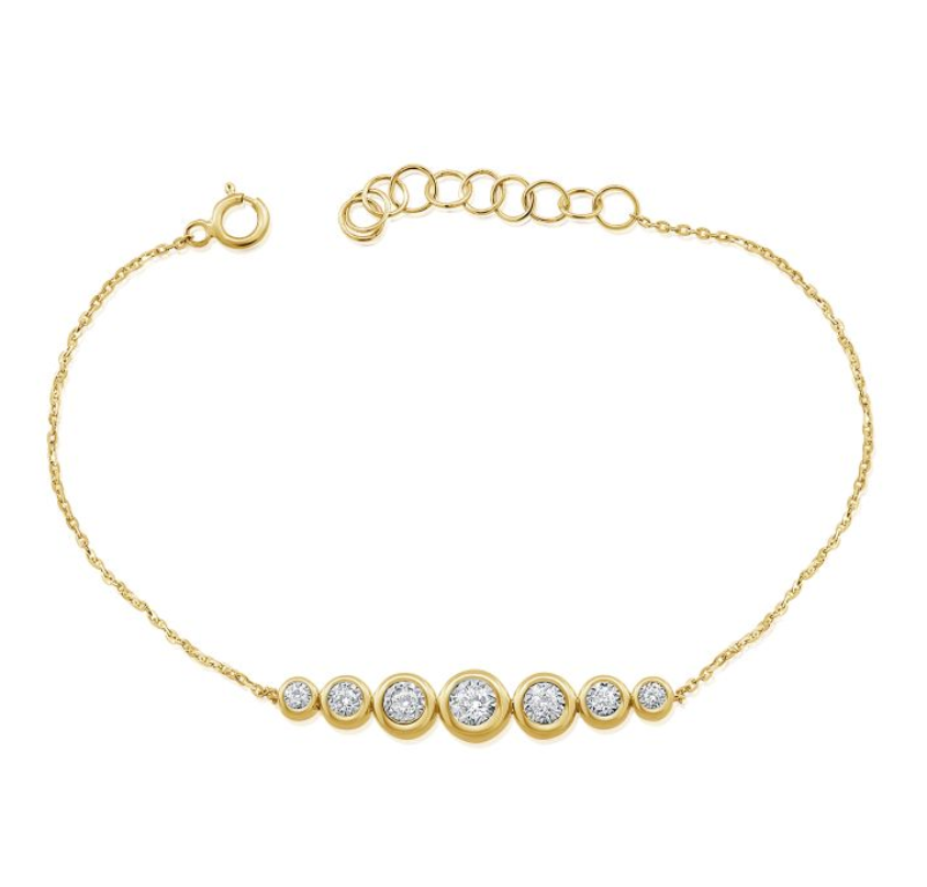 7 Bezel Diamonds on Chain Bracelet