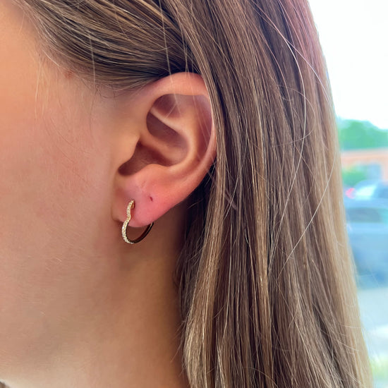 Heart shaped online hoop earrings gold